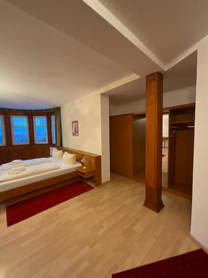 Gaststaette & Pension Waldschloesschen Oberhof  Exterior photo
