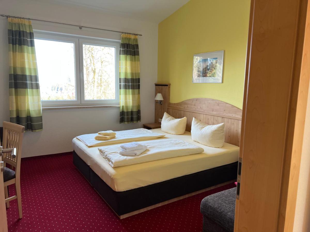 Gaststaette & Pension Waldschloesschen Oberhof  Exterior photo